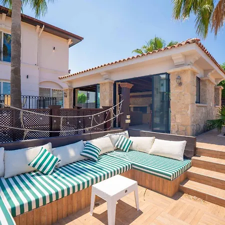 Poolside Bar Sea Views Atalky Villa *